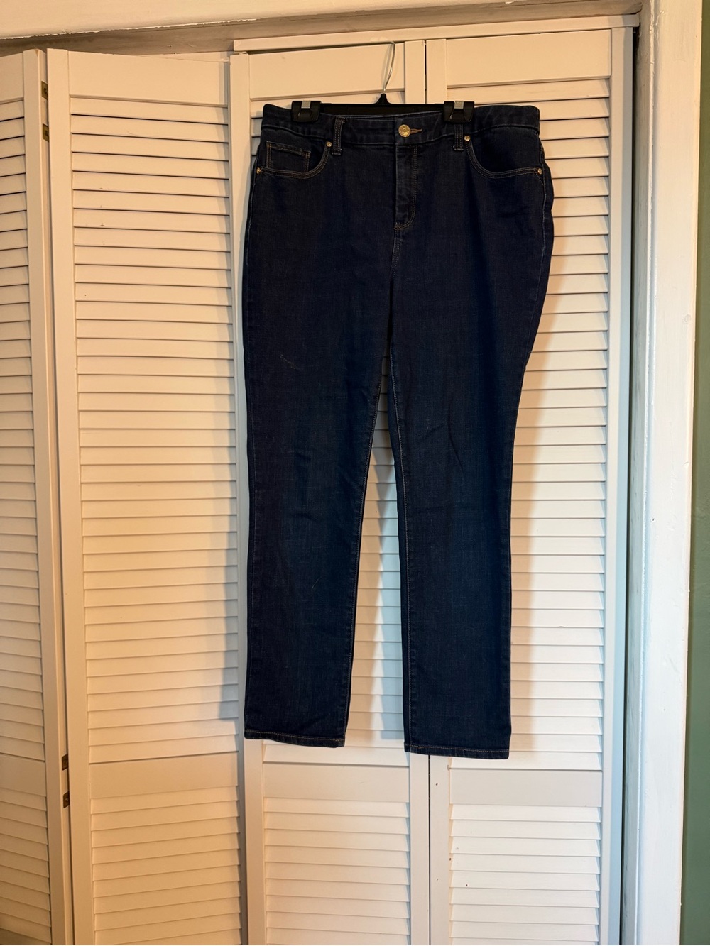 Chico's Girlfriend Slim Leg Ankle Jeans Dark Rinse Wash Size 1R